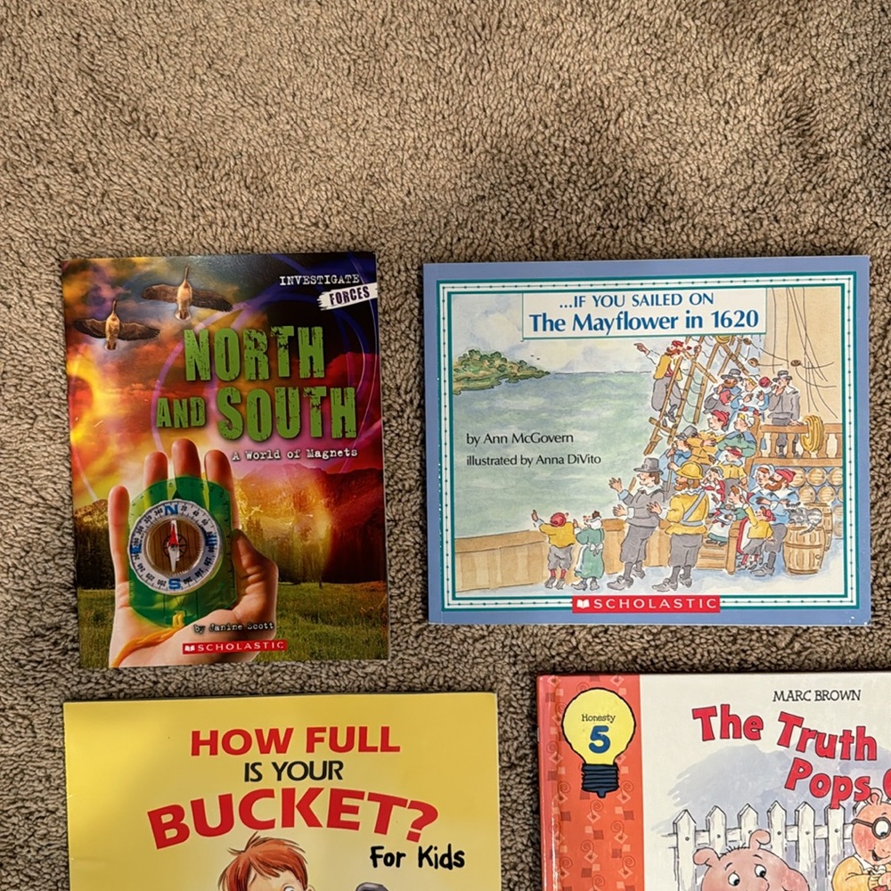 Picture Books Lot - Picture 2 of 5